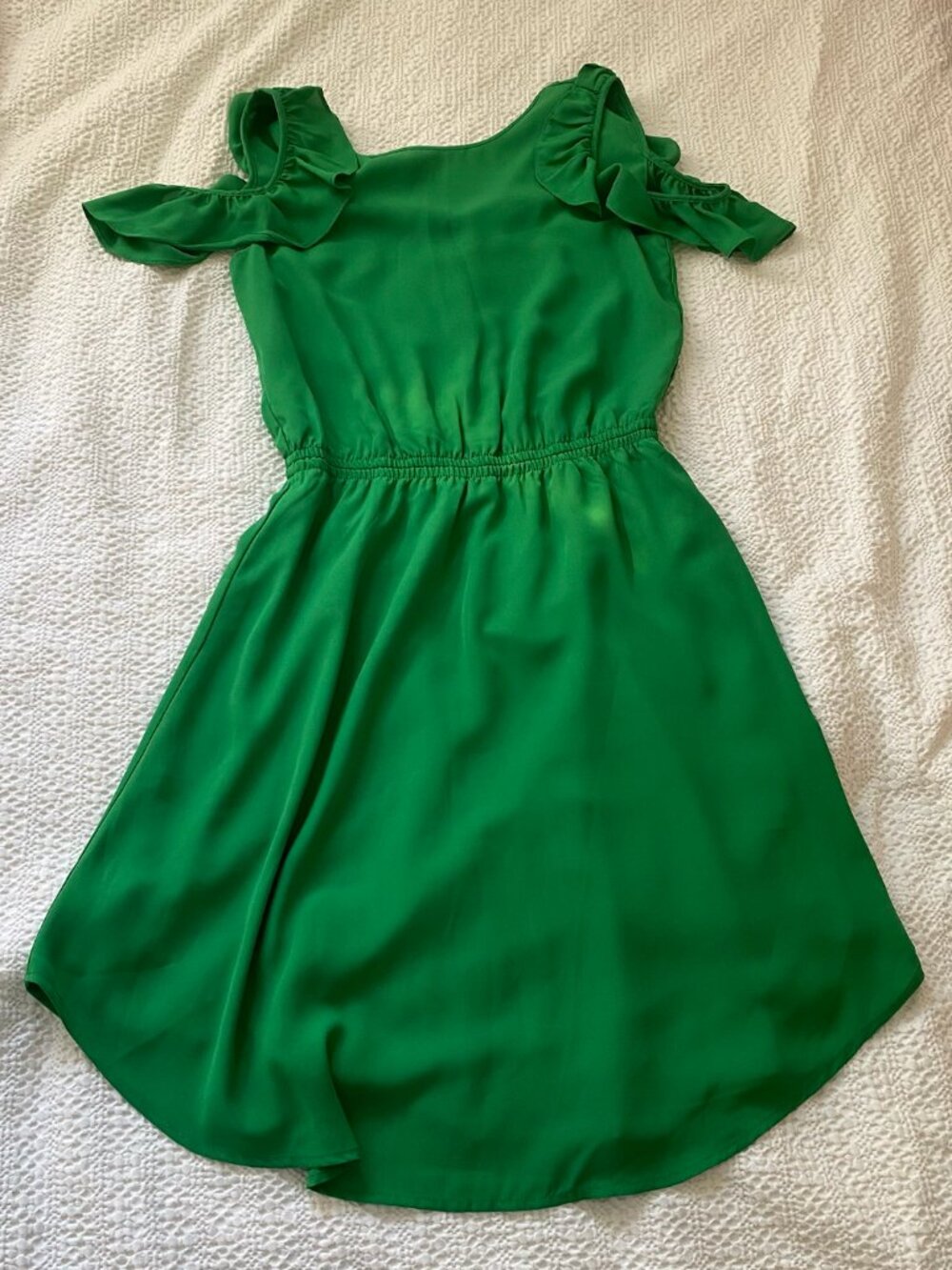 RW & CO Kelly Green Cold Shoulder Ruffle Shift Dress - Size XXS